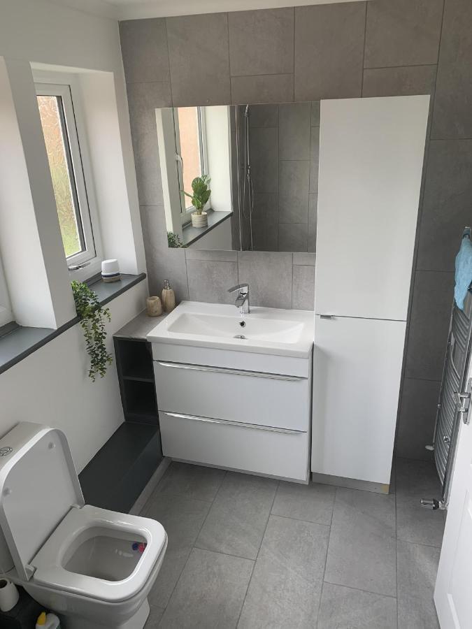 Crowthorne House, Beautiful 3 Bedroom Home For Upto 8 Guests, With Sofa Bed Cul-De-Sac With Private Driveway Nottingham Eksteriør billede