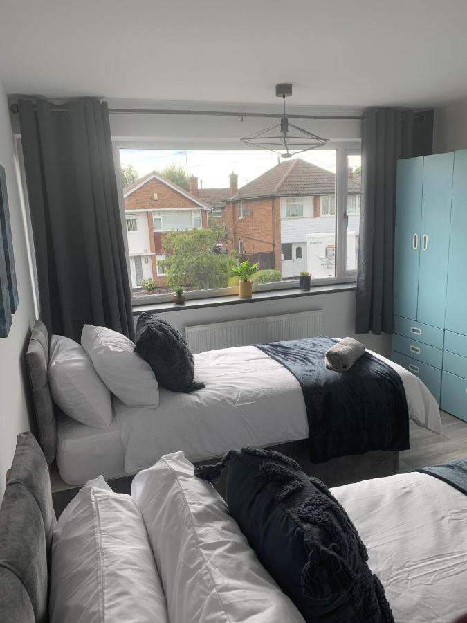Crowthorne House, Beautiful 3 Bedroom Home For Upto 8 Guests, With Sofa Bed Cul-De-Sac With Private Driveway Nottingham Eksteriør billede